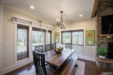 380 Outpost Trail Glenville NC 28736