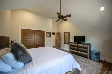 380 Outpost Trail Glenville NC 28736