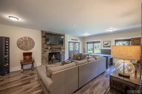 380 Outpost Trail Glenville NC 28736