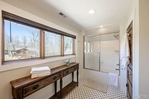 380 Outpost Trail Glenville NC 28736