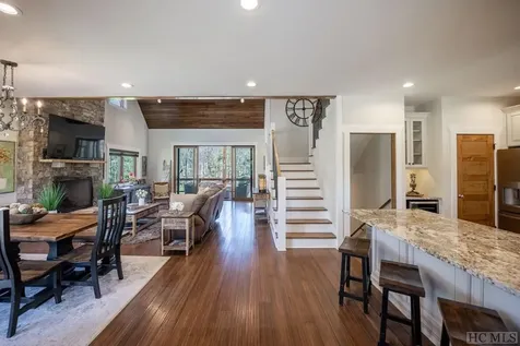 380 Outpost Trail Glenville NC 28736