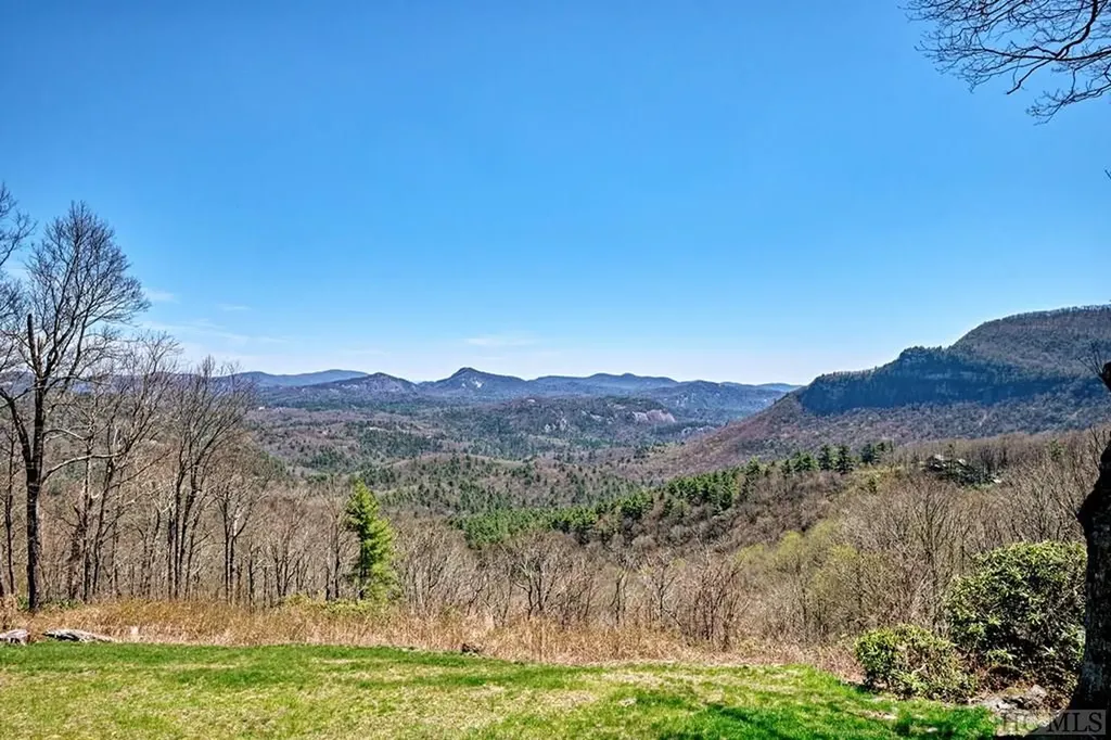236 Old Wagon Road Highlands NC 28717