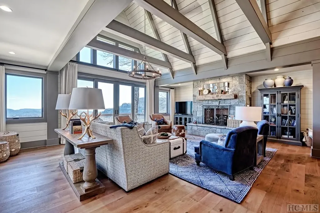 236 Old Wagon Road Highlands NC 28717