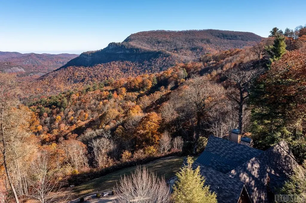 236 Old Wagon Road Highlands NC 28717