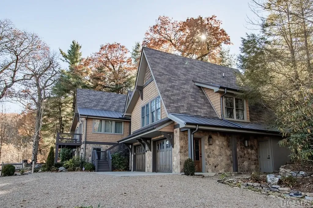 236 Old Wagon Road Highlands NC 28717