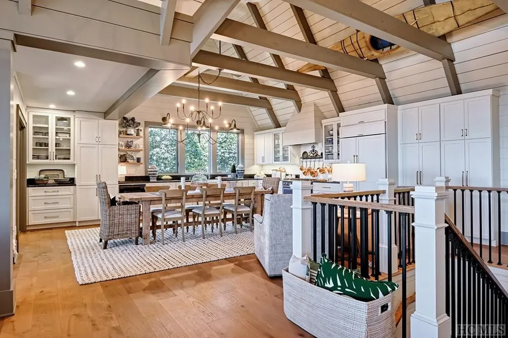 236 Old Wagon Road Highlands NC 28717