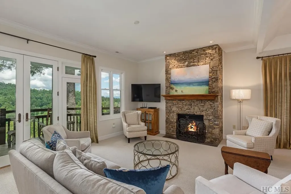 55D Burning Bush Lane Highlands NC 28741