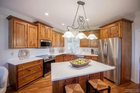 55D Burning Bush Lane Highlands NC 28741