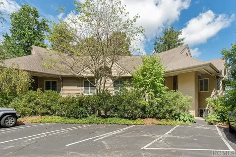 55D Burning Bush Lane Highlands NC 28741