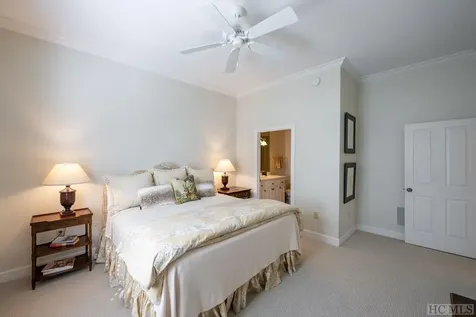 55D Burning Bush Lane Highlands NC 28741