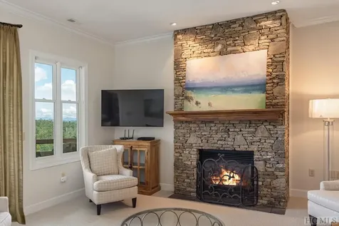 55D Burning Bush Lane Highlands NC 28741