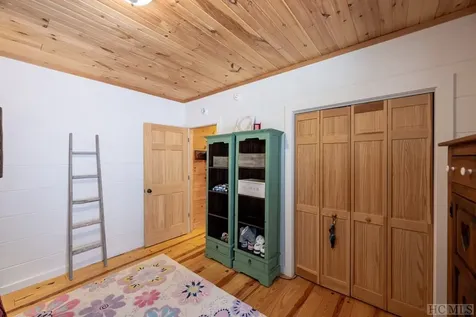 644 Tower Road Sapphire NC 28774