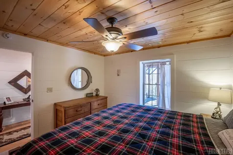 644 Tower Road Sapphire NC 28774
