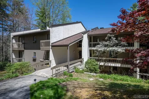 75 Holly Ridge Road Sapphire NC 28774