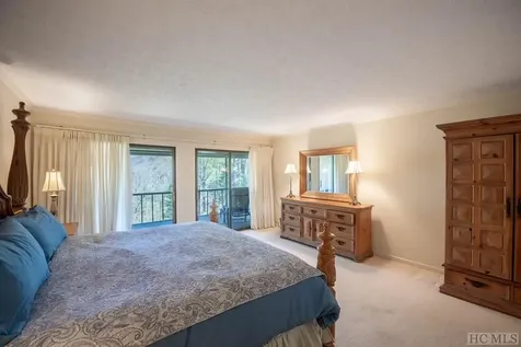 75 Holly Ridge Road Sapphire NC 28774