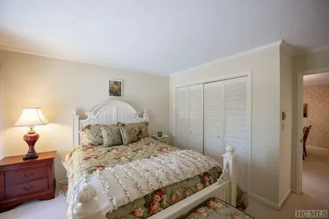 75 Holly Ridge Road Sapphire NC 28774