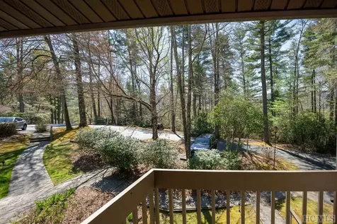 75 Holly Ridge Road Sapphire NC 28774