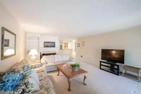 75 Holly Ridge Road Sapphire NC 28774