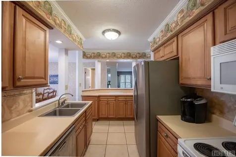 75 Holly Ridge Road Sapphire NC 28774