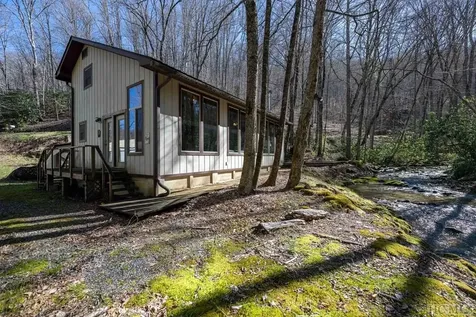 1600 Trout Creek Road Tuckasegee NC 28783