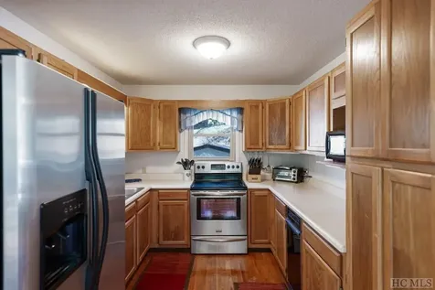 1600 Trout Creek Road Tuckasegee NC 28783