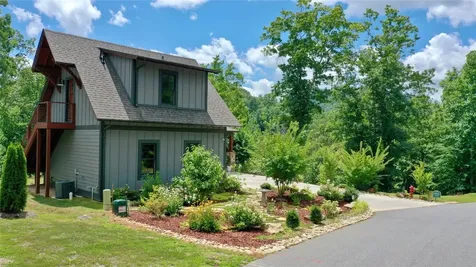 117 Amberleaf Way Cullowhee NC 28723