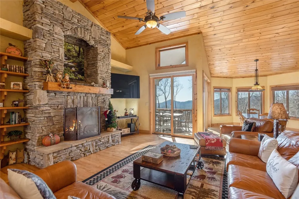 193 Birdnest Road Sapphire NC 28774