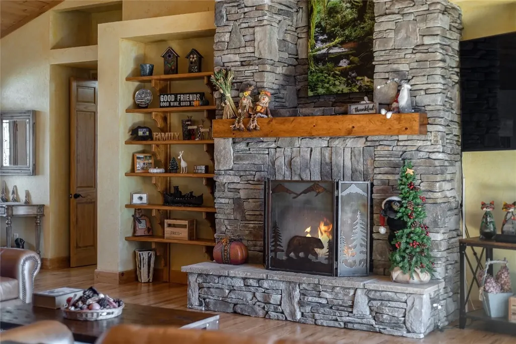 193 Birdnest Road Sapphire NC 28774