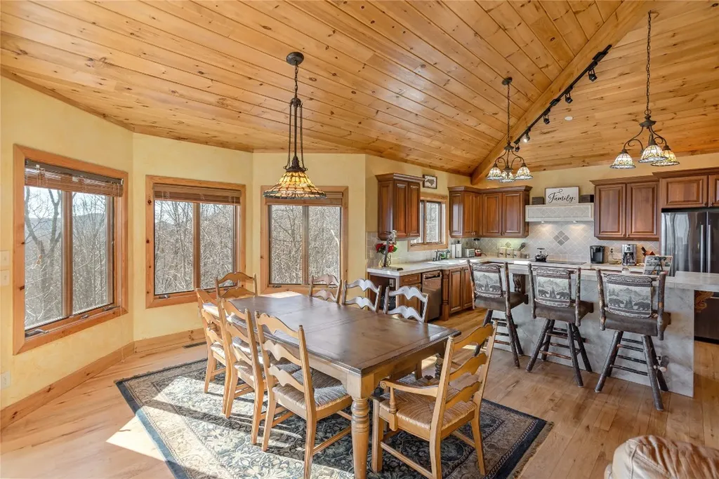 193 Birdnest Road Sapphire NC 28774