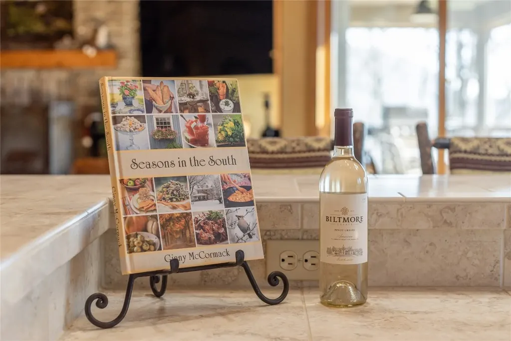 193 Birdnest Road Sapphire NC 28774