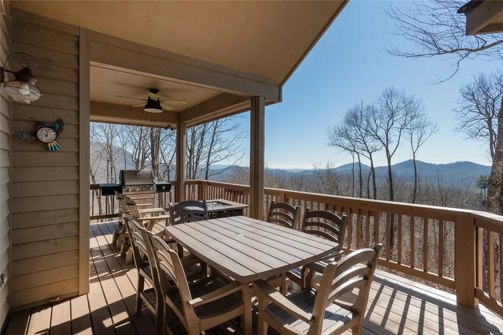 193 Birdnest Road Sapphire NC 28774