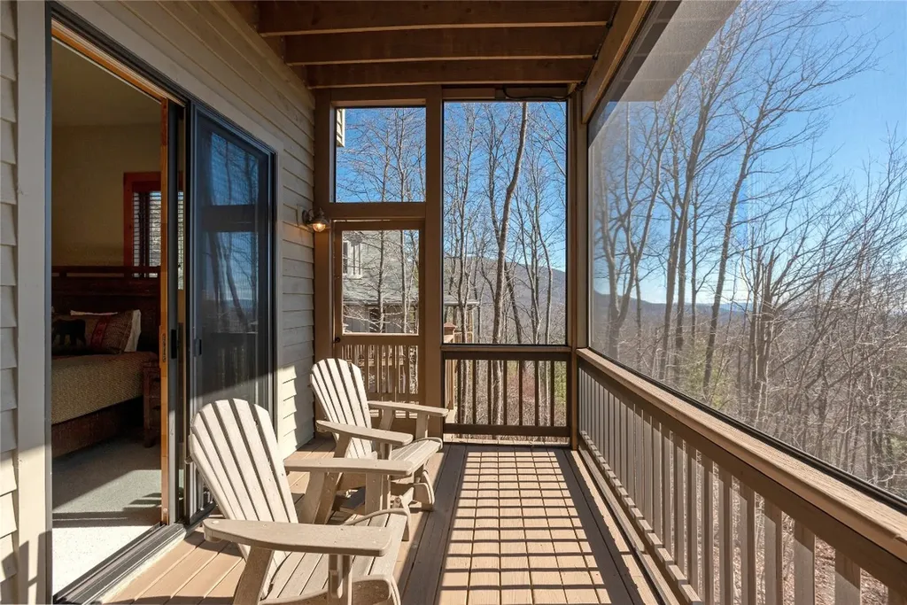 193 Birdnest Road Sapphire NC 28774