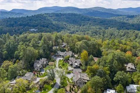 49 Spring View Lane Highlands NC 28741