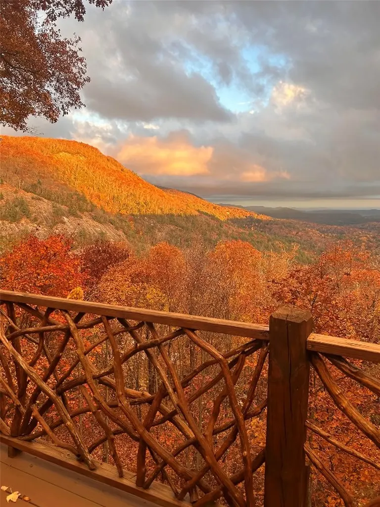 1848 Trays Island Road Sapphire NC 28774