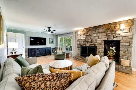 603 Hemlock Hills Drive Franklin NC 28734