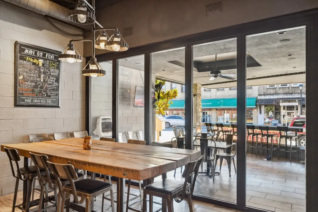 77 East Main Street Franklin NC 28734