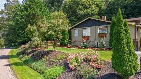 1050 Nickajack Road Franklin NC 28734