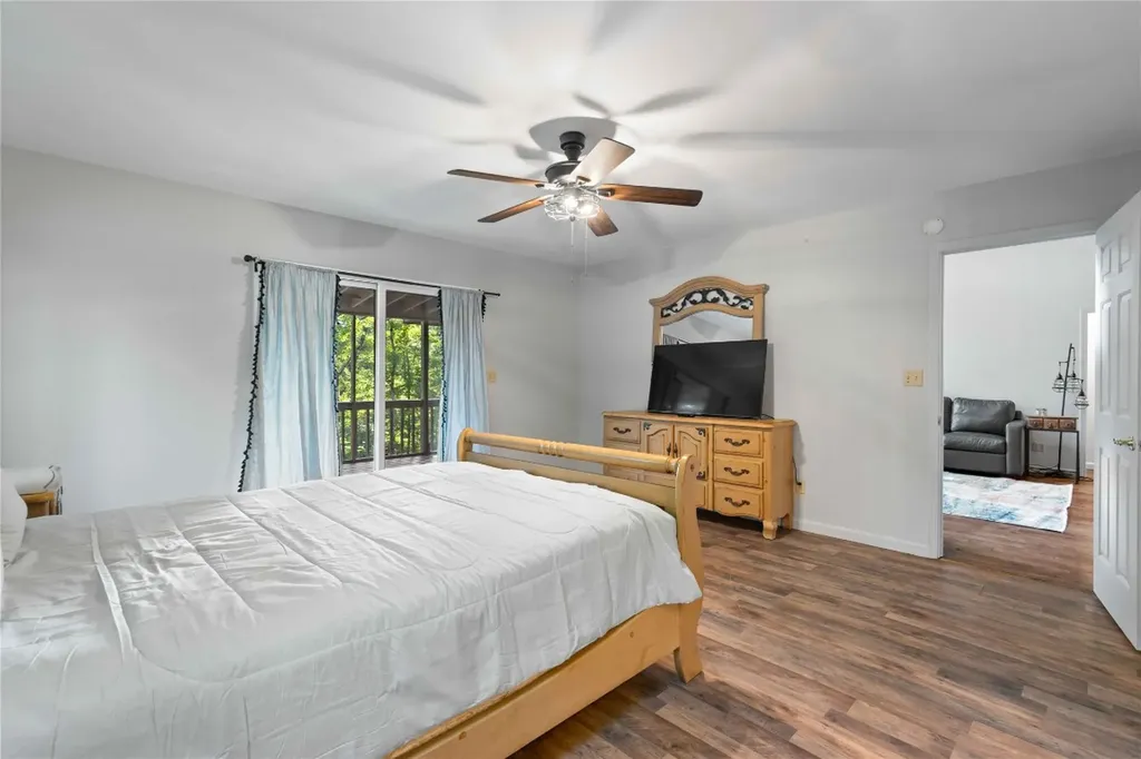 18 Horsepasture River Court Sapphire NC 28774