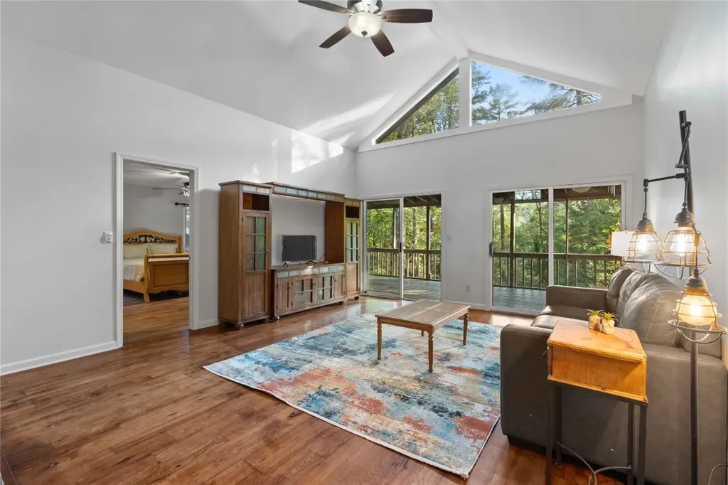 18 Horsepasture River Court Sapphire NC 28774