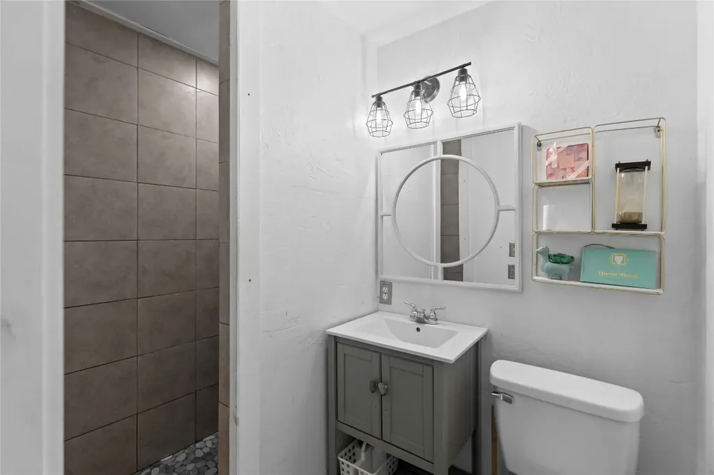 18 Horsepasture River Court Sapphire NC 28774