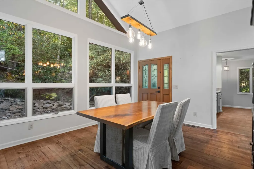 18 Horsepasture River Court Sapphire NC 28774