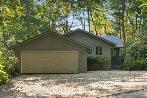 18 Horsepasture River Court Sapphire NC 28774