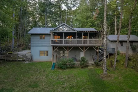 18 Horsepasture River Court Sapphire NC 28774
