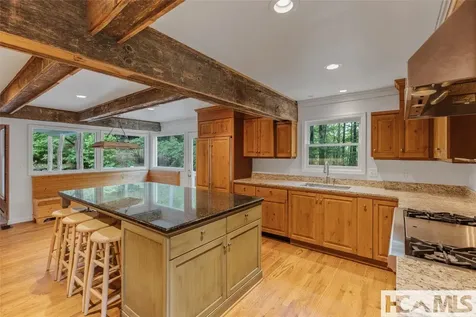 418 Woodpecker Trail Highlands NC 28741