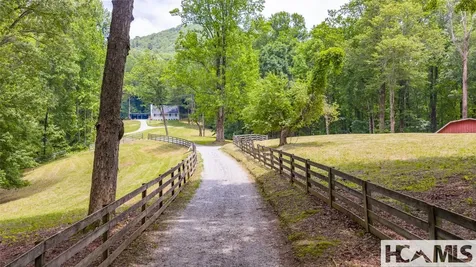 418 Woodpecker Trail Highlands NC 28741