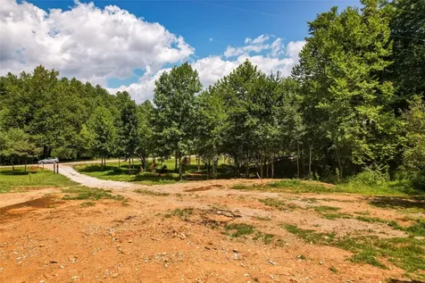 4092 Rose Creek Road Franklin NC 28734