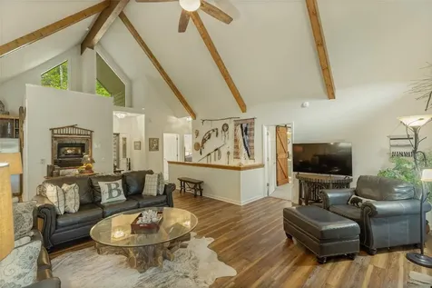 892 Buckberry Sapphire NC 28774