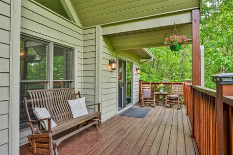 892 Buckberry Sapphire NC 28774