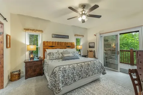 892 Buckberry Sapphire NC 28774