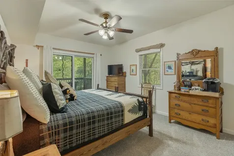 892 Buckberry Sapphire NC 28774